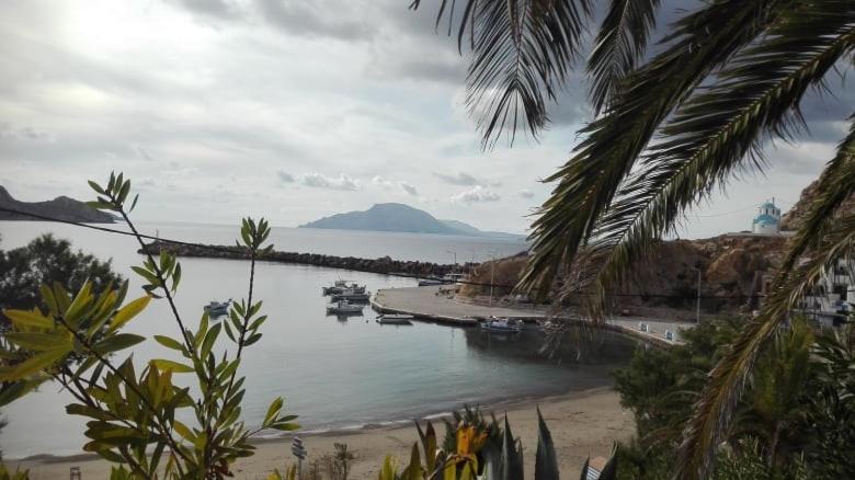 Arkasa Karpathos Seafront Paradisos Foiníkion Exteriör bild